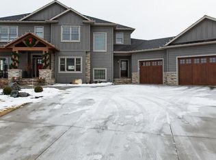 4296 Clubhouse Dr S, Fargo, ND 58104