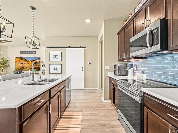 4th image of 2240 Opal Avenue