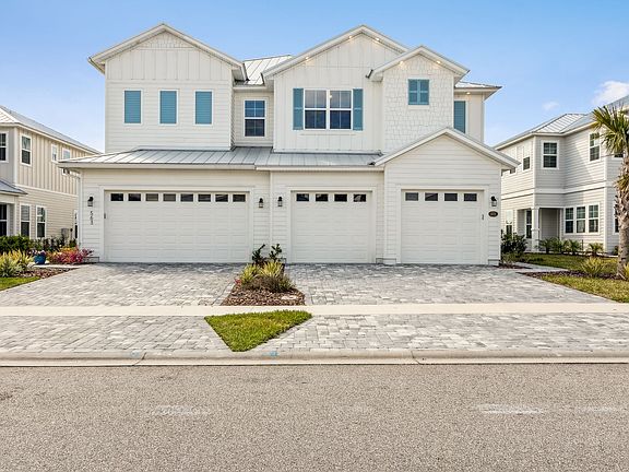 2nd image of 571 Marquesa Cir #1