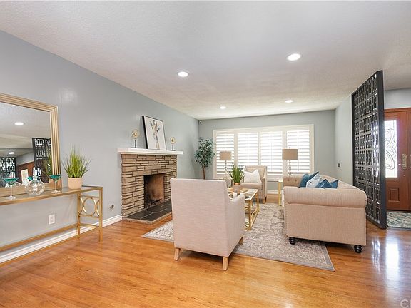 5th image of 532 Lamont Dr
