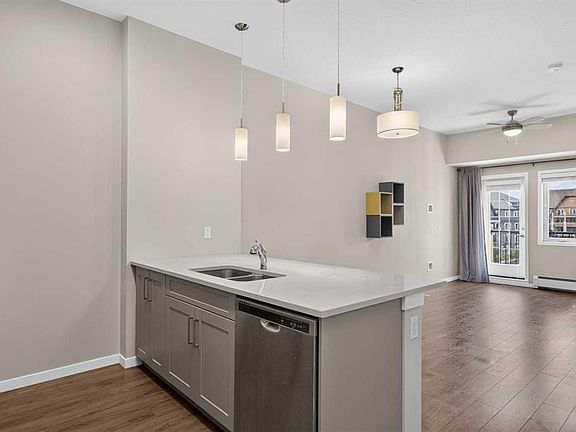 2nd image of 30 SW Mahogany Mews SE #419