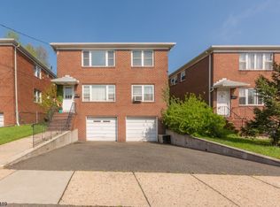 418 Gable Ln, Linden, NJ 07036