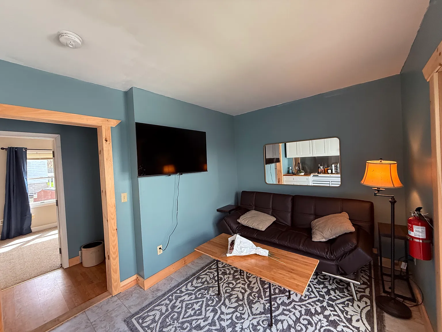 1 bed, $1,300 — Photo 2