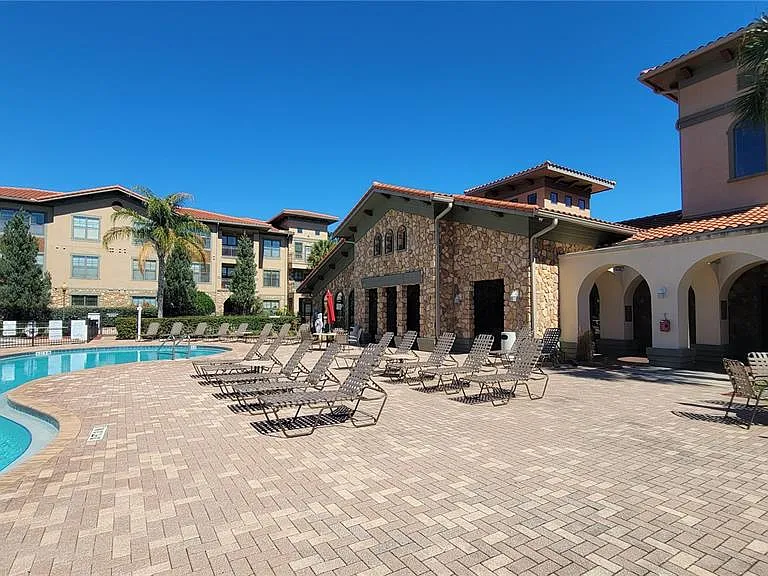 914 Charo Pkwy #123 — Photo 37