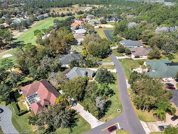 4th image of 3712 Creekside Dr