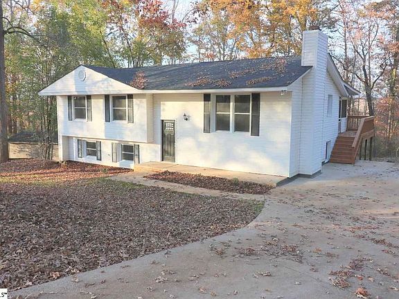 2nd image of 320 Alta Vista Cir