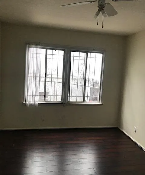 3914 Ingraham St #3 — Photo 7
