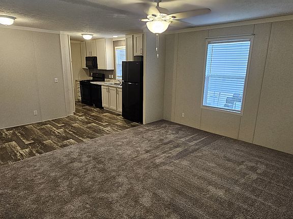 3rd image of 124 Mulberry #124