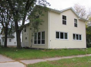 812 Algoma St, New London, WI 54961
