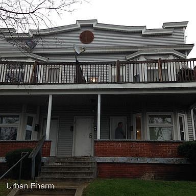 1st image of 610 Lafayette Ave SE