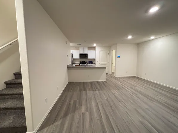 4842 Currant Ridge Ave, Las Vegas, NV 89141