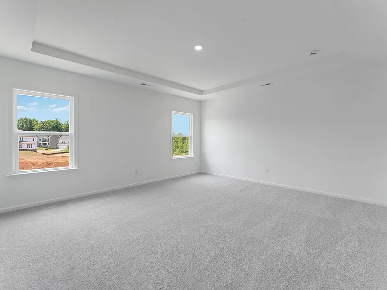 136 Glenn Dr — Photo 18