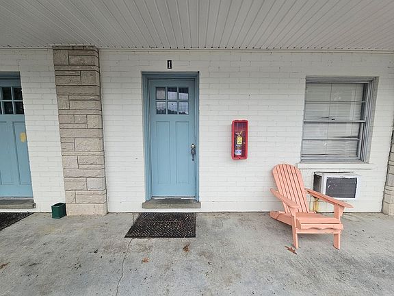 2nd image of 4975 Us Highway 62 W Unit 1