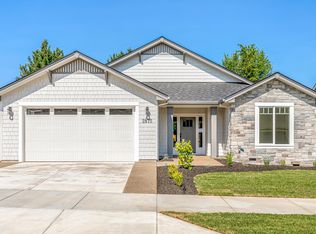 2875 Caldera Ln, Medford, OR 97504