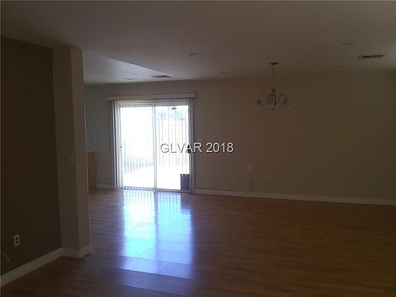 3rd image of 3510 Cassaluce Ave