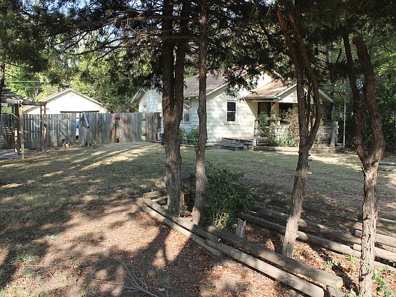 2nd image of 905 N Pierce St