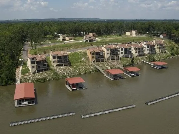 103 Grottos Cir, Vinita, OK 74301