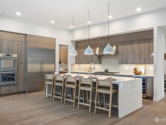 5th image of 12433 NE 73rd Street