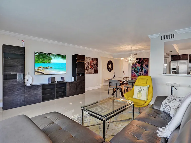 3430 Galt Ocean Dr #202 — Photo 5