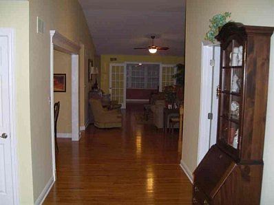 5th image of 11908 W 108th Pl
