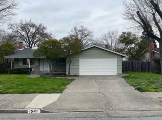 1541 Buchanan St, Novato, CA