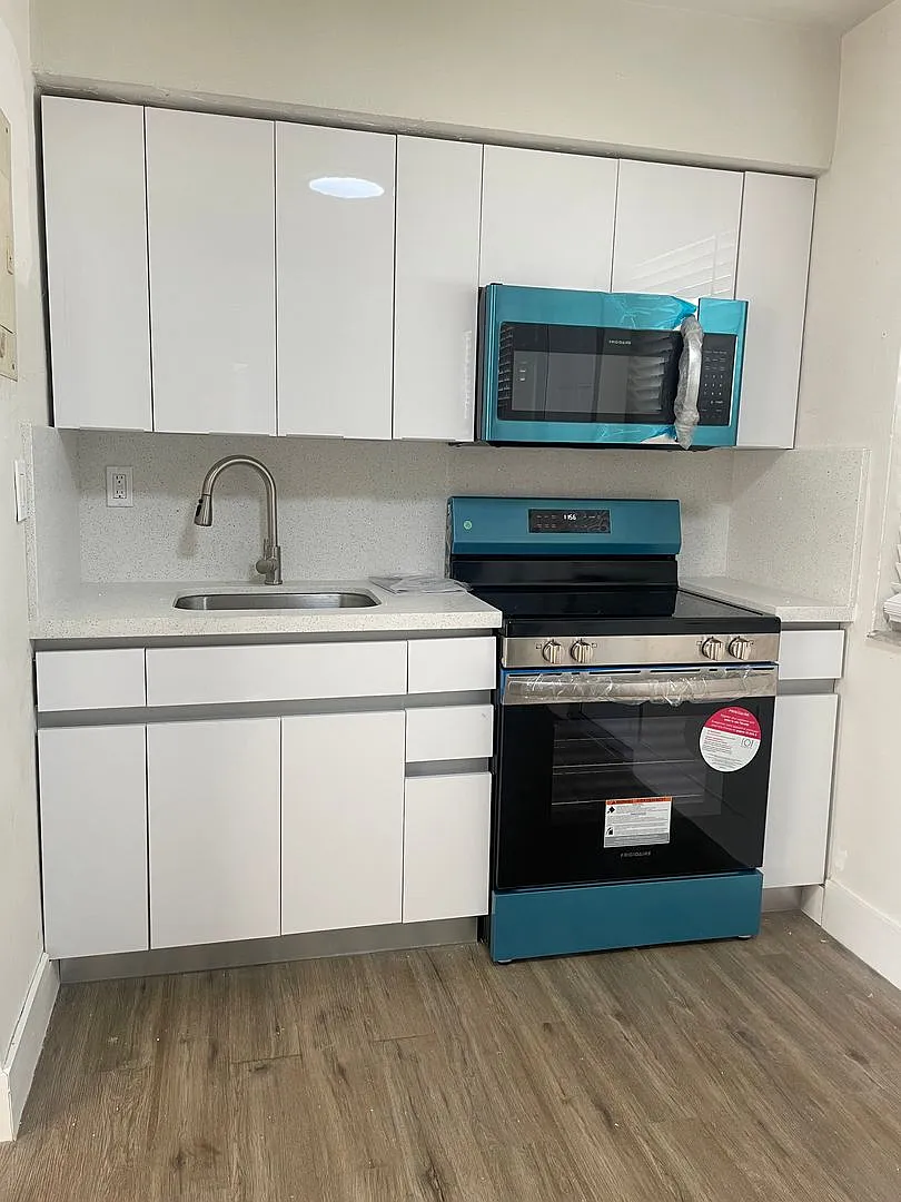 3050 West Flagler ST | Little Havana (West Flagler / Alameda submarket) — Photo 4
