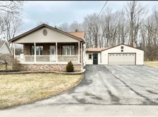 7020 Laur Rd, Niagara Falls, NY 14304