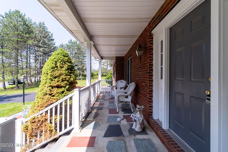 4th image of 363 Orchard Street