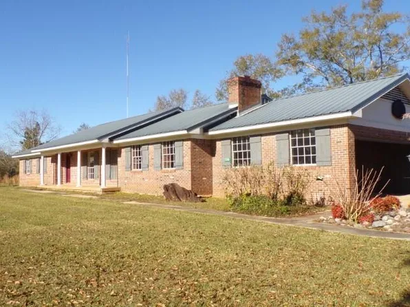 25280 Highway 35 N, Raleigh, MS 39153