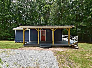 11 Point North Dr, Hogansville, GA 30230
