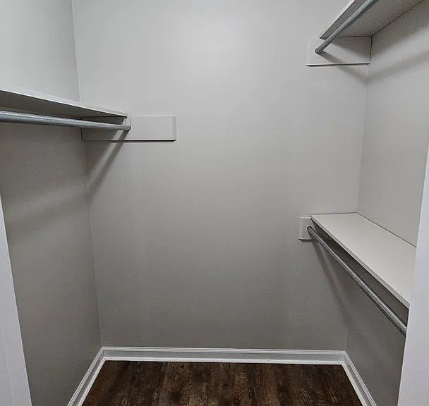 938 Lindsey Dr — Photo 7