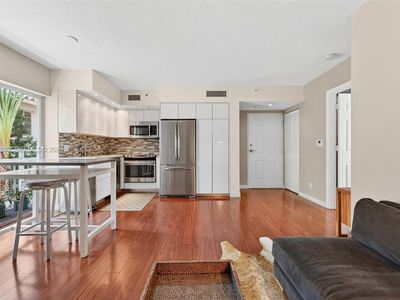 630 85th St APT 104, Miami Beach, FL, 33141