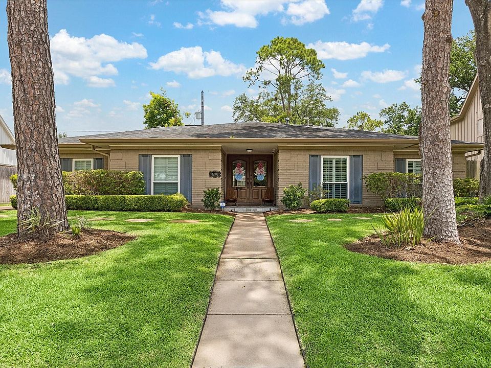 1st image of 12706 Barryknoll Ln