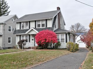 336 3rd St, Dunellen, NJ 08812