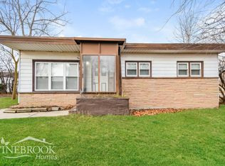 3831 N Willis Pl, Milwaukee, WI 53222