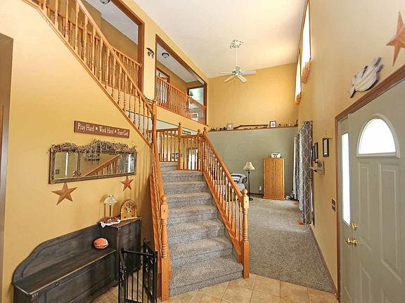 2nd image of 5741 Mink St