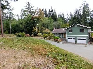 94852 Brunswick Ln, North Bend, OR 97459