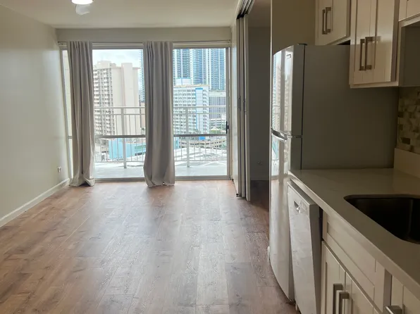 1655 Makaloa St, Honolulu, HI