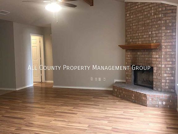 2nd image of 5011 Guadalupe Ct