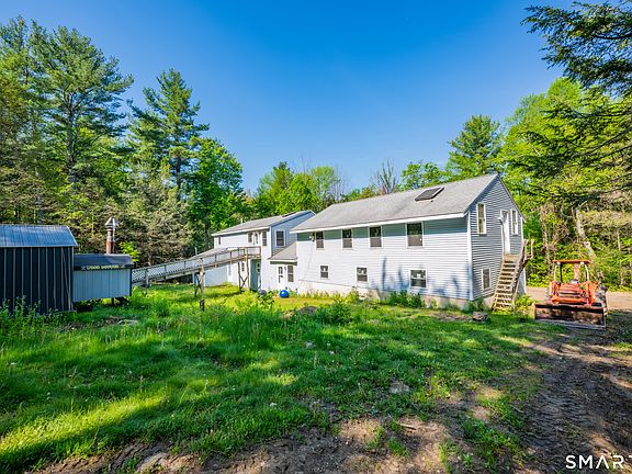 5th image of 315 West Hill Road