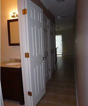 3rd image of 226 Granite Ave #A