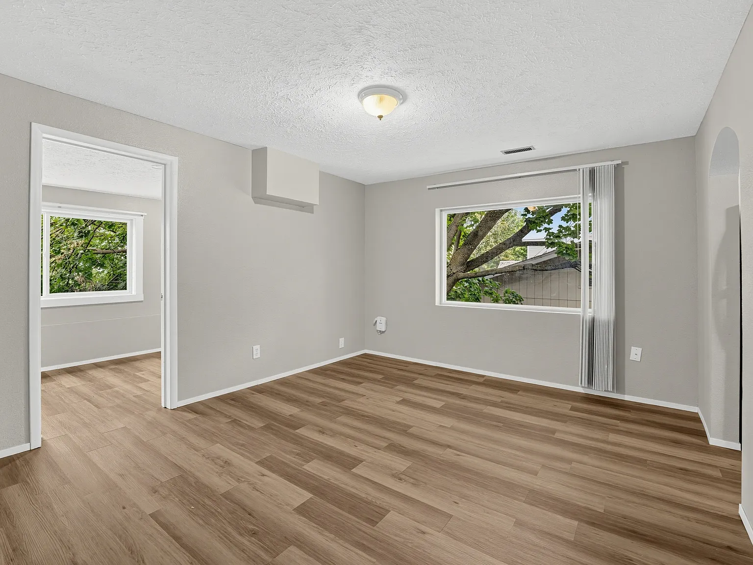 2 bed, 1142 sqft, $1,675 — Photo 1