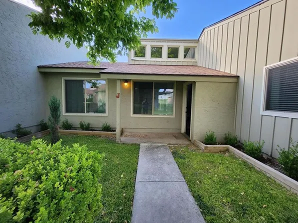 1901 Leslie Dr APT J, Kerrville, TX 78028