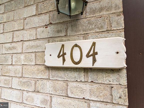 3rd image of 404 Marple Woods Dr #404A