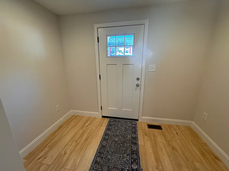 13 Bayship Rd — Photo 3