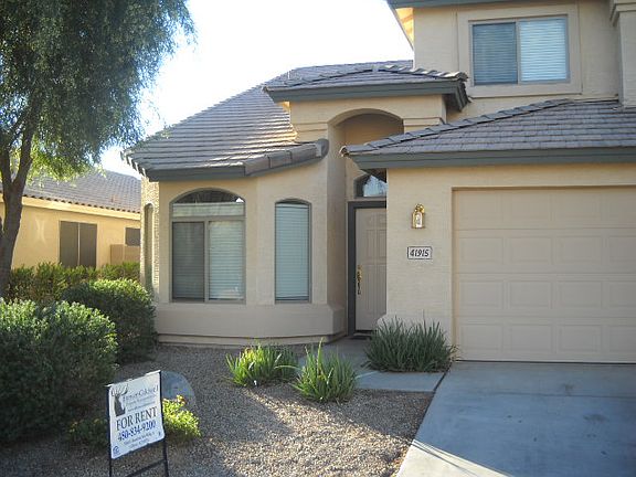 3rd image of 41915 W Anne Ln