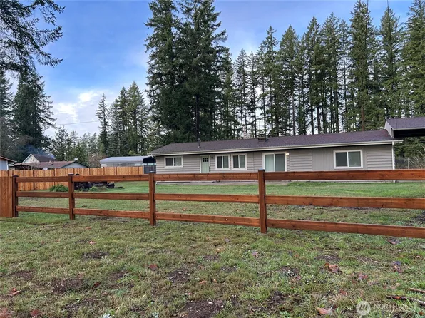 21901 SE 288th Street, Black Diamond, WA 98010