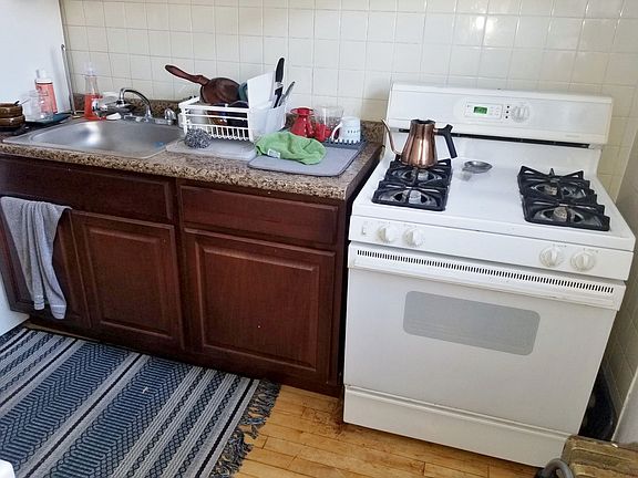 2nd image of 4805 N Hermitage Ave #2F