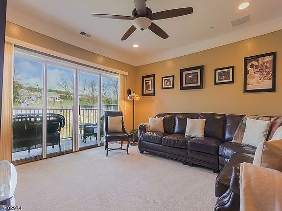 4th image of 4207 Chesterwood Way