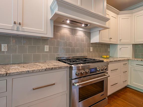 4th image of 2257 E Gramercy Park Dr